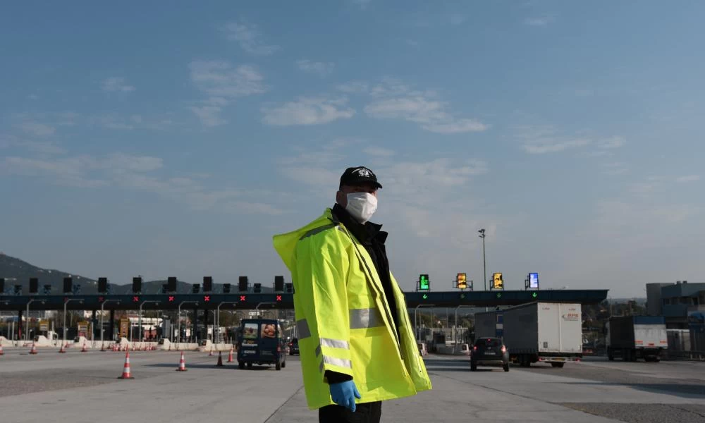 Πάνω από 500 παραβάσεις σήμερα για απαγόρευση της κυκλοφορίας